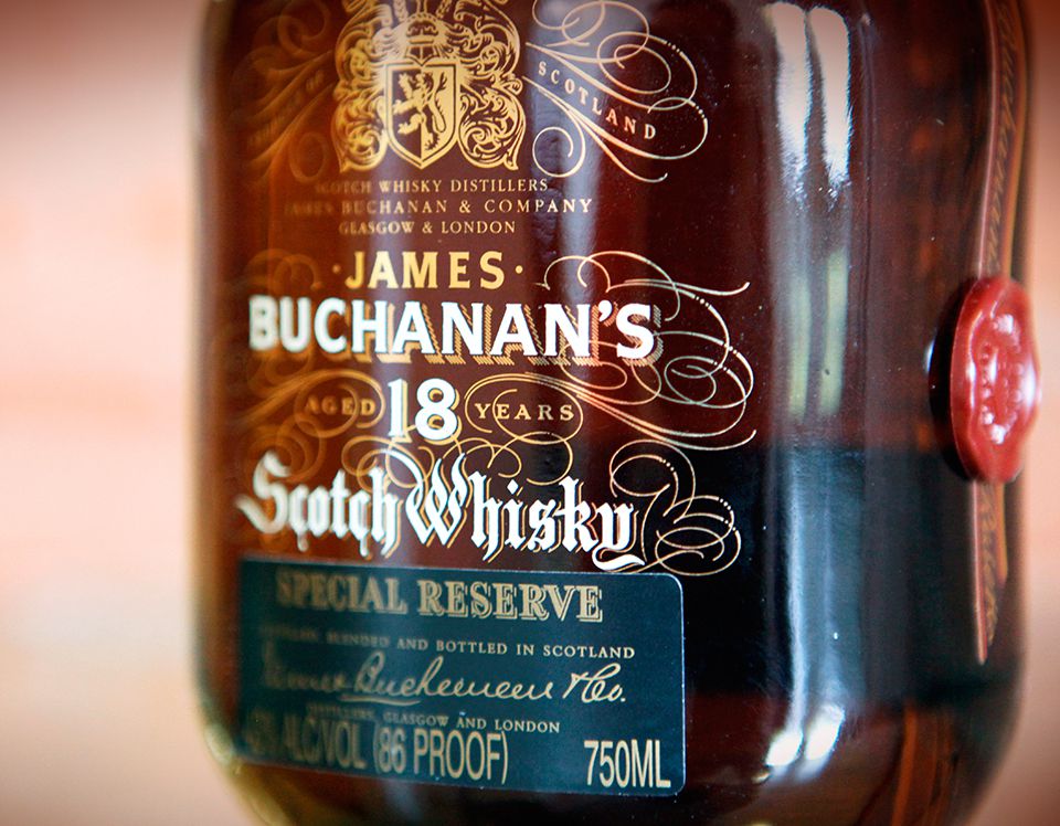Buchanans 0001 Bottle
